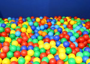 coloredballs-min